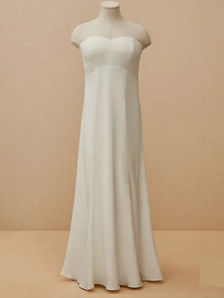 💍Ivory Satin Strapless Wedding Dress - Picture 11 of 11